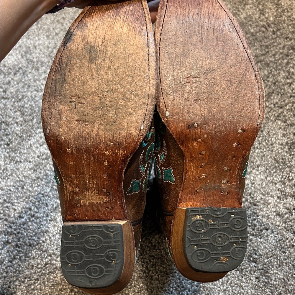 Circle G Brown and Teal Embroidered Heeled Boots - Picture 3 of 3